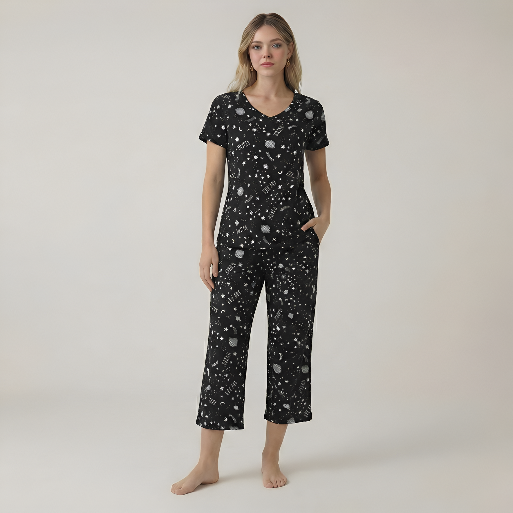 Short Sleeve Printed Capri Pajama Set For Women — view 2