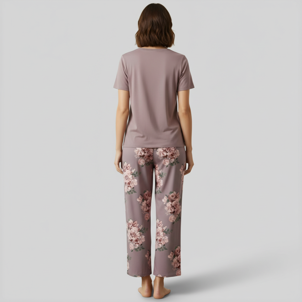 V Shaped Sleepwear And Capri Pajama Set — view 5