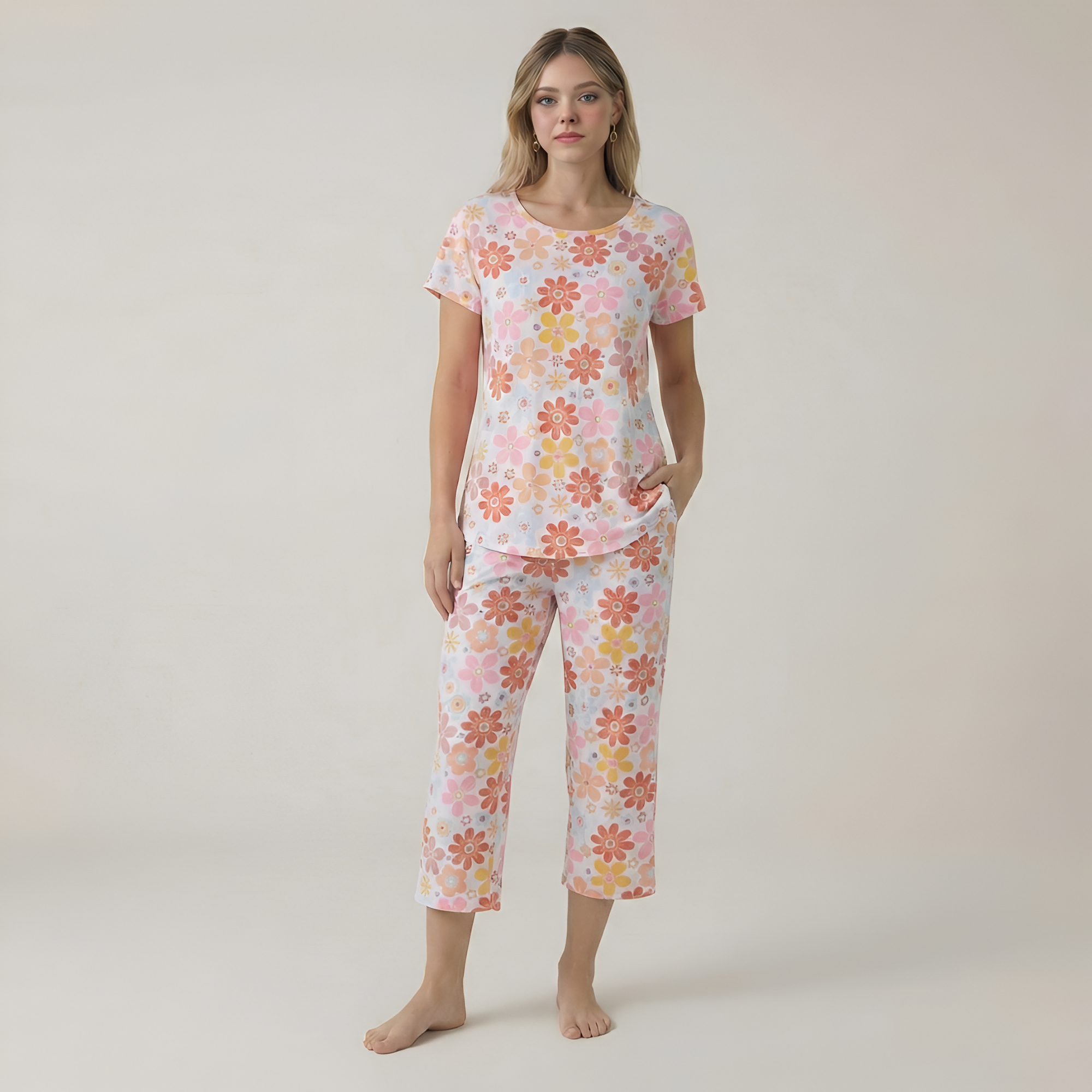 Short Sleeve Printed Capri Pajama Set For Women — view 6