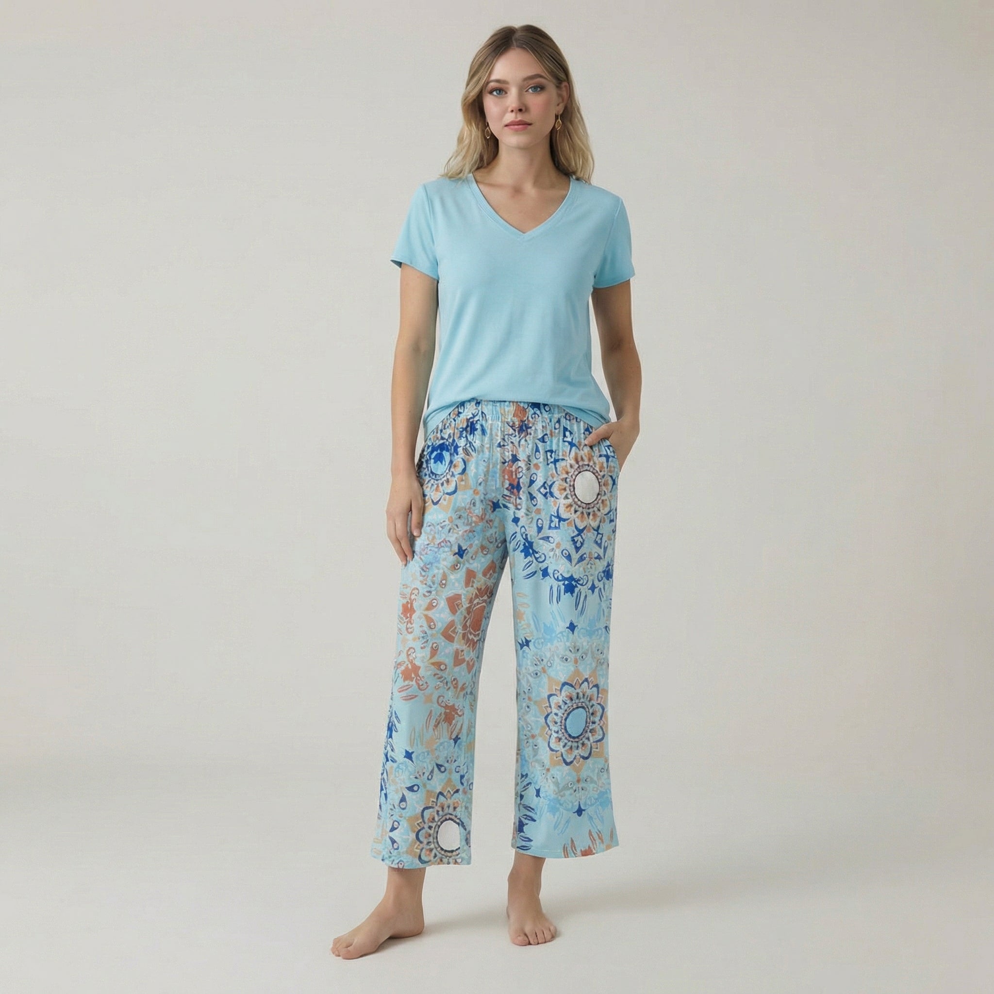 V Shaped Sleepwear And Capri Pajama Set — view 2