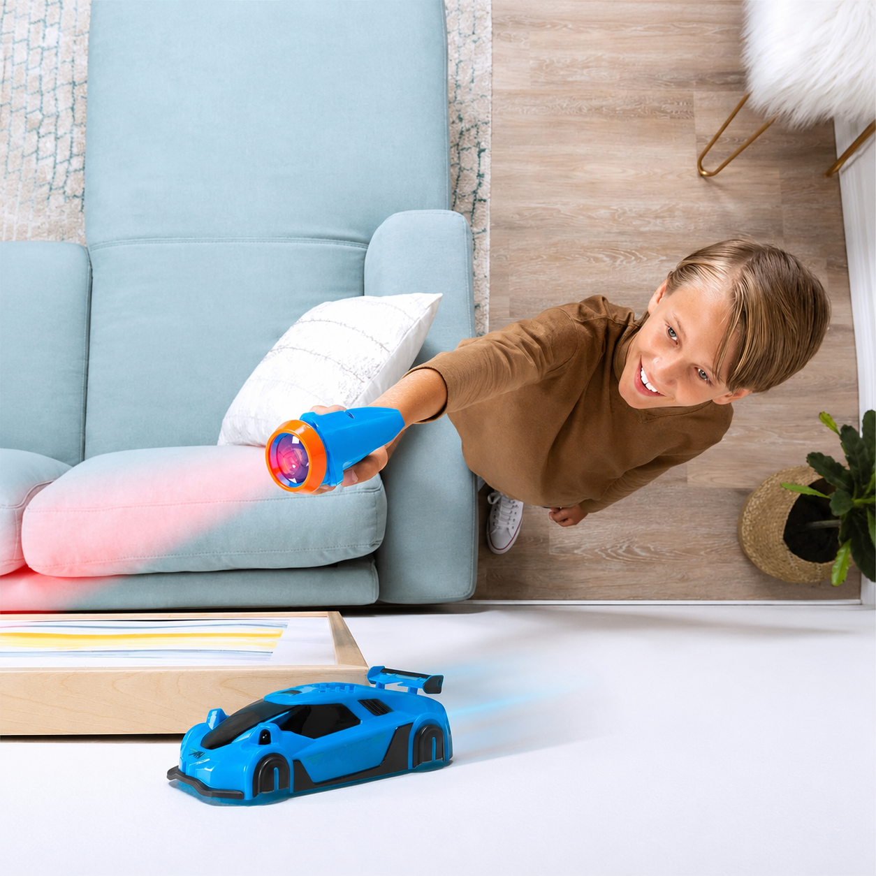 Wall Climbing Remote Control RC Car With Laser Guided Steering | SLIMG:7614836738356169953